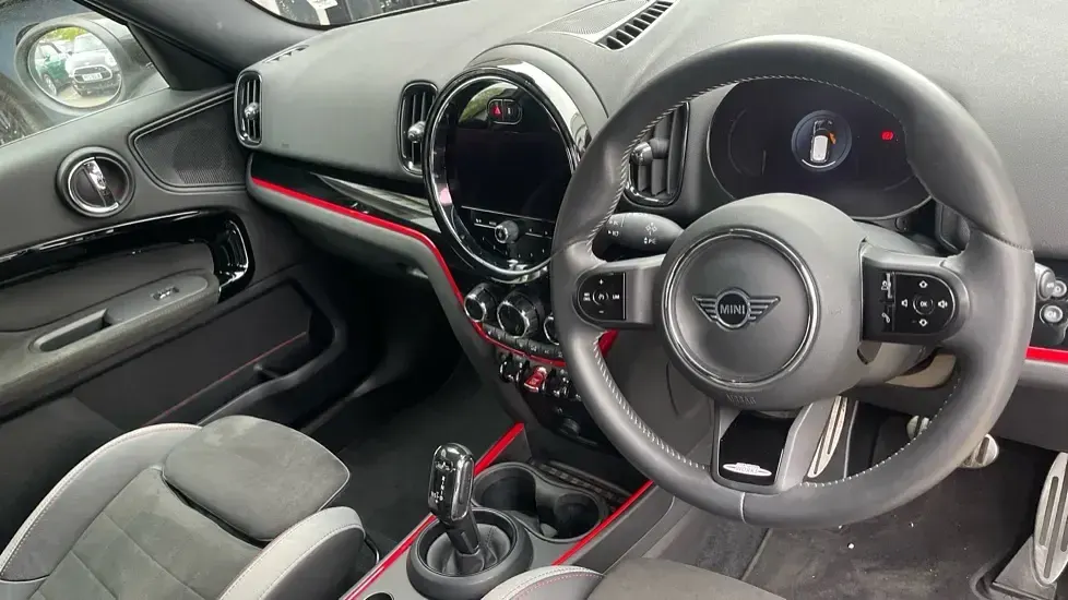 Used Mini Cooper Countryman Sport 134 HP (98 kW) 2023 White SUV