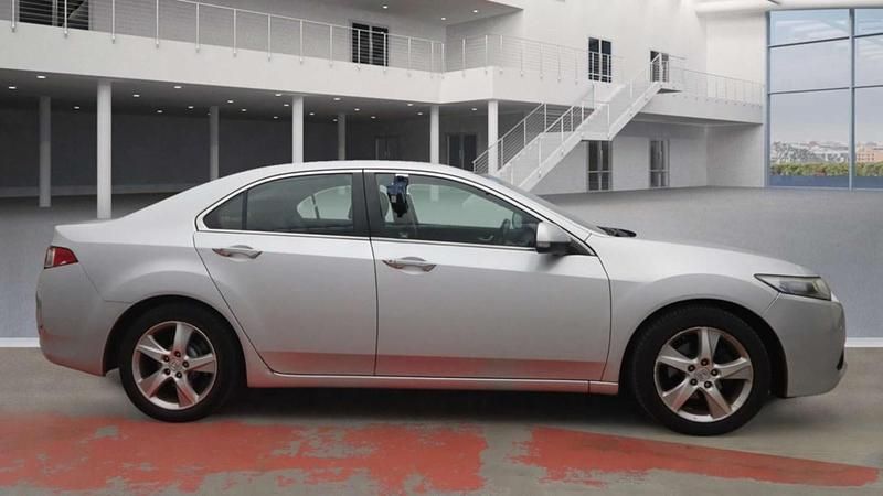 Used Honda Accord EX 150 HP (110 kW) 2012 Silver Sedan
