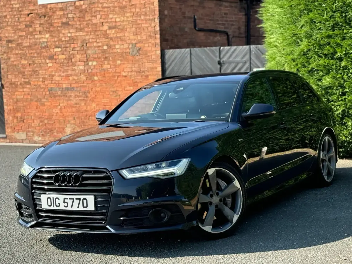 Used Audi A6 Black Edition 320 HP (235 kW) 2015 Blue Estate