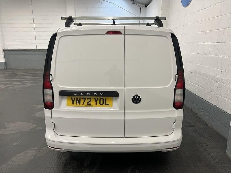 Used VW Caddy Maxi S 102 HP (75 kW) 2022 White MPV