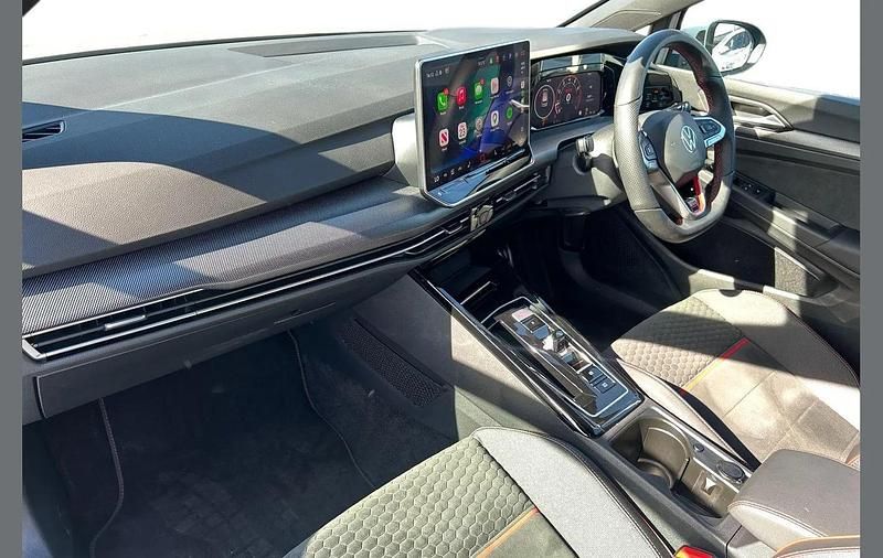 Used VW Golf VIII R-line 147 HP (108 kW) 2023 Grey Hatchback