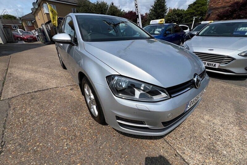 Silver Used 2017 VW Golf VII Edition Hatchback | £8,995 (Fair price) - Image 1/1