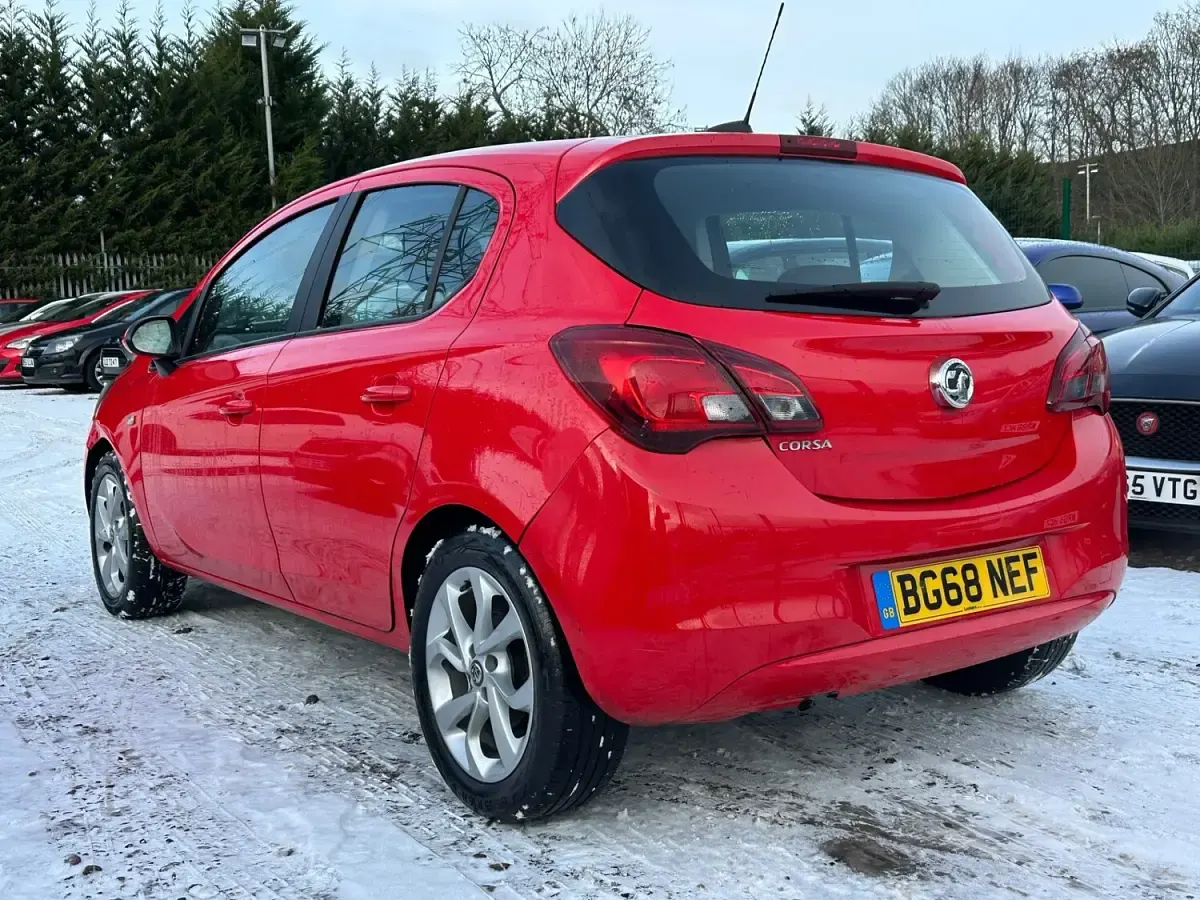 Used Vauxhall Corsa 75 HP (55 kW) 2018 Red Hatchback