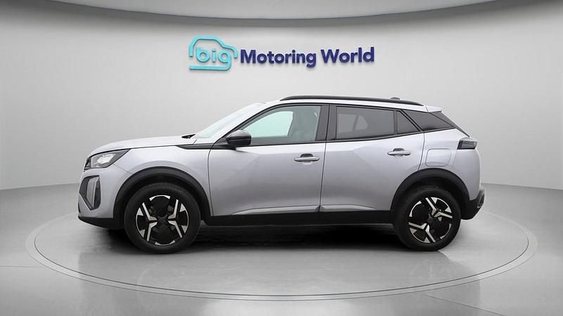 Used Peugeot 2008 Allure 100 HP (73 kW) 2024 Grey SUV