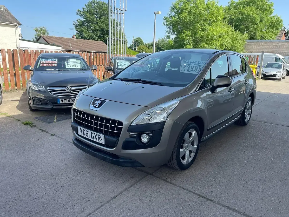 Used Peugeot 3008 Sport 112 HP (82 kW) 2012 Grey Estate
