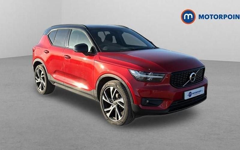 Używany Volvo XC40 R-Design Pro 163 KM (119 kW) 2021 SUV