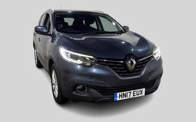 Used 2015 Renault Kadjar Dynamique SUV | £6,995 (Fair price) - Image 1/2