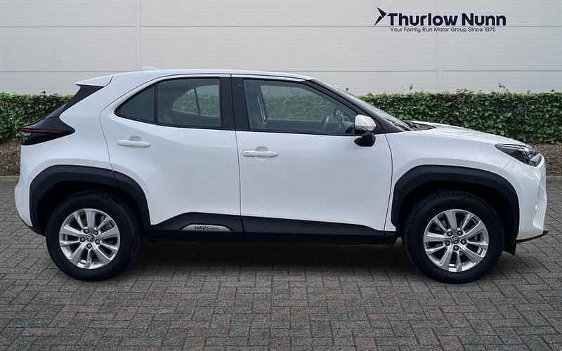 Used Toyota Yaris Hybrid 116 HP (85 kW) 2026 Estate