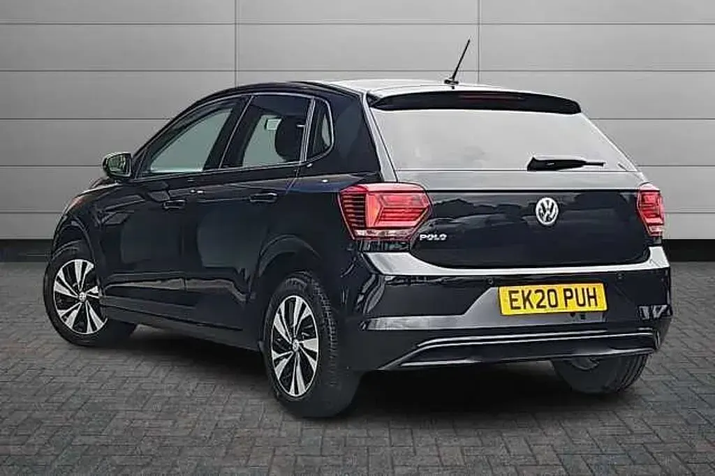 Begagnad VW Polo Match 95 HK (69 kW) 2020 Svart Halvkombi