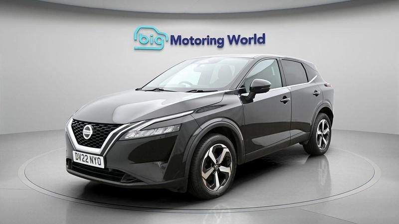 Used Nissan Qashqai N-Connecta 2022 Black SUV