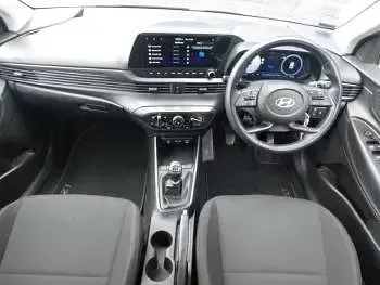 Used Hyundai i20 Advanced 100 HP (73 kW) 2025 Blue Hatchback