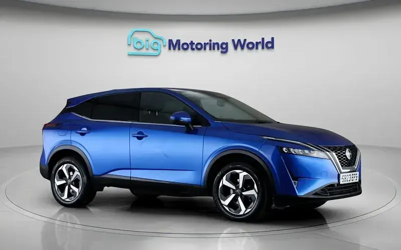 Used Nissan Qashqai N-Connecta 140 HP (102 kW) 2023 Blue SUV