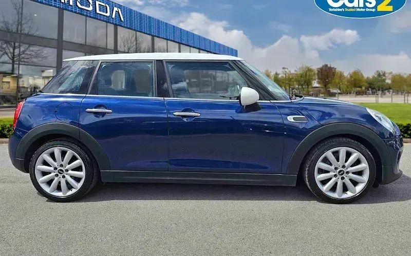Used Mini Cooper Hatch 136 HP (100 kW) 2017 Hatchback