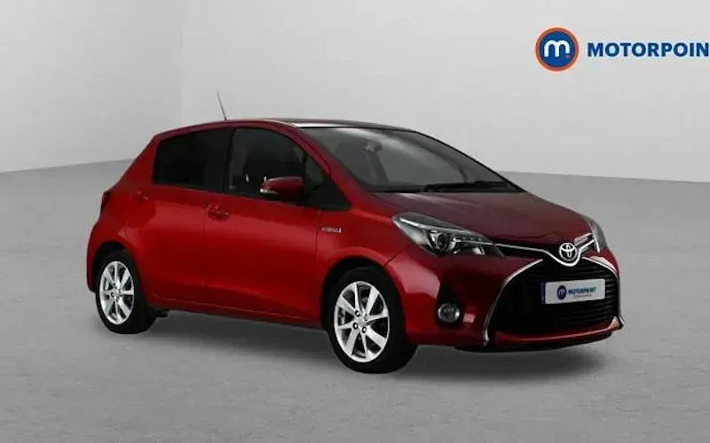 Used Toyota Yaris 101 HP (74 kW) 2016 Hatchback