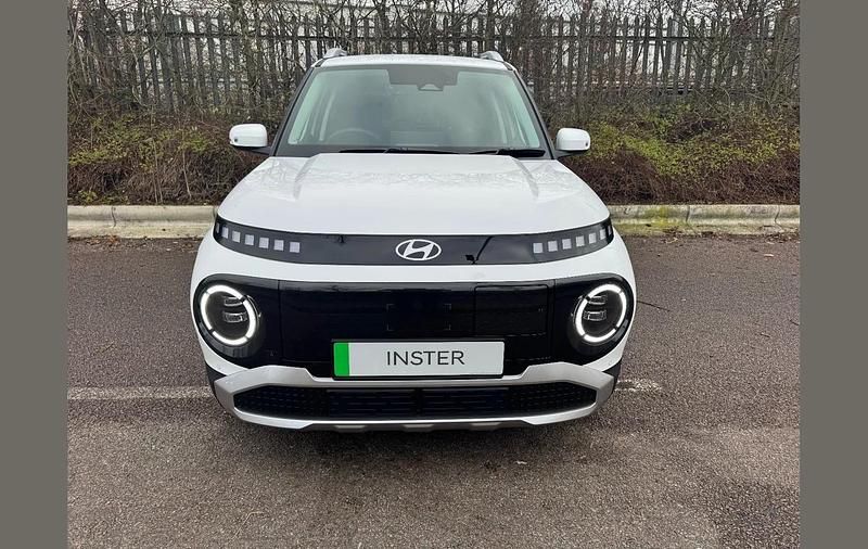 New Hyundai Inster 85 kW (116 HP) 2025 White Hatchback