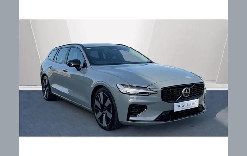 Used Volvo V60 Plus 350 HP (257 kW) 2025 Grey Estate