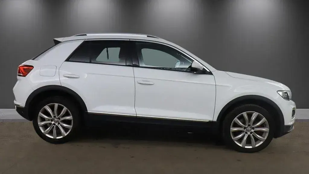 Used VW T-Roc SEL 115 HP (84 kW) 2019 White SUV