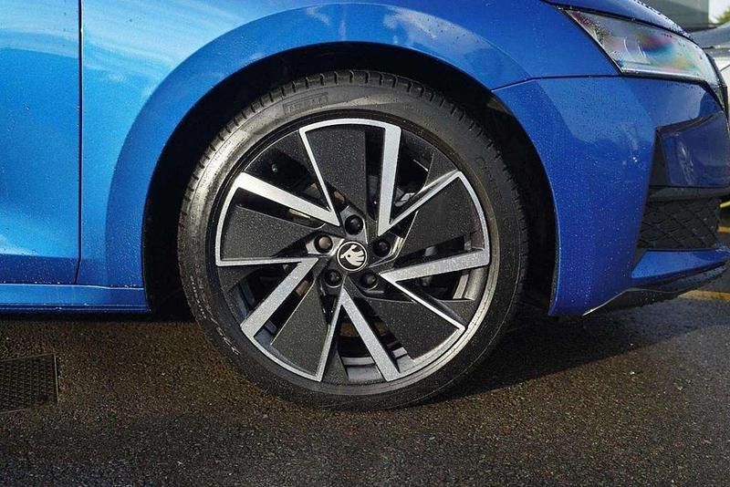 Used Skoda Octavia SportLine 150 HP (110 kW) 2025 Blue Estate