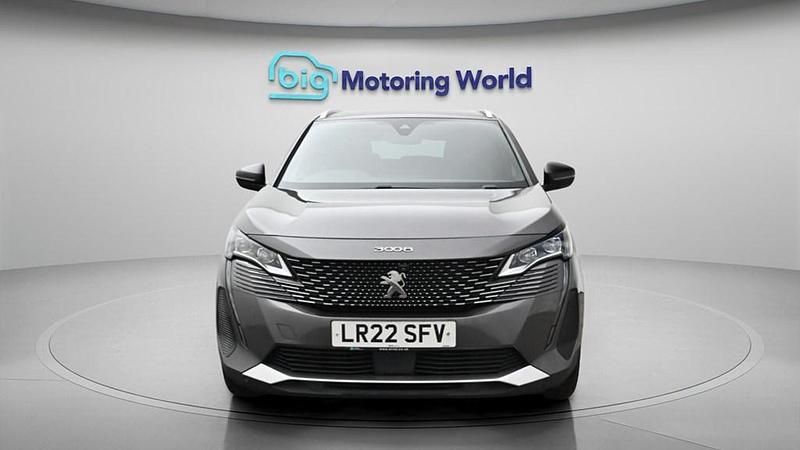 Used Peugeot 3008 Premium 300 HP (220 kW) 2022 Grey SUV