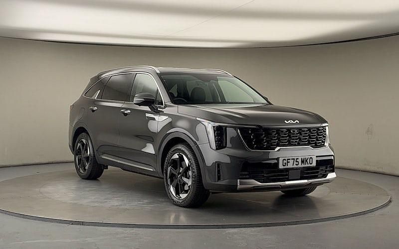 Interstellar grey New 2025 Kia Sorento SUV | £47,900 (Fair price) - Image 1/4