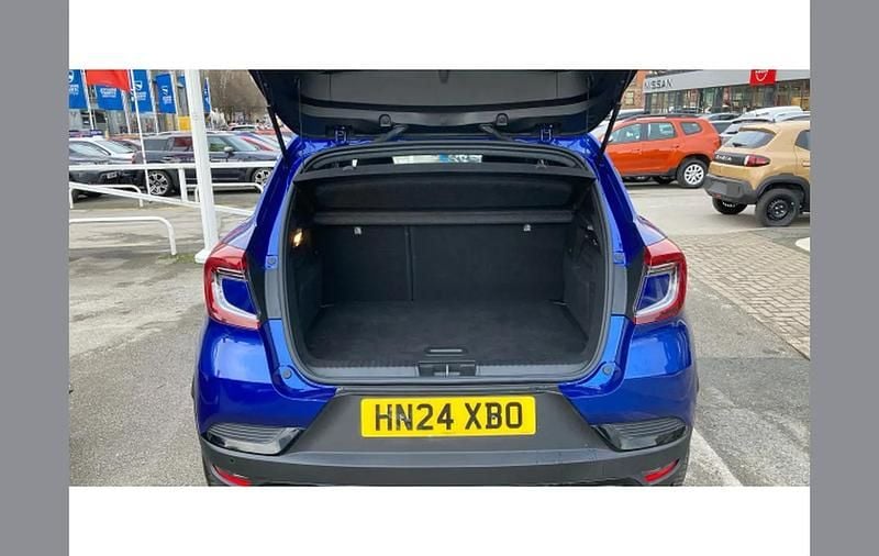 Second-hand Renault Captur Engineered 143 CP (105 kW) 2024 Albastru SUV
