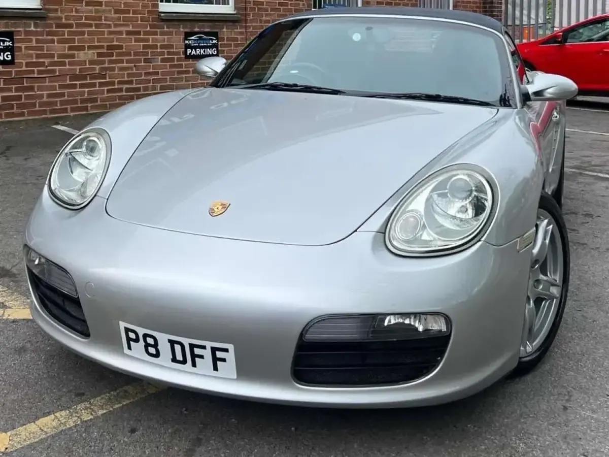 Begagnad Porsche Boxster 245 HK (180 kW) 2006 Silver Cab