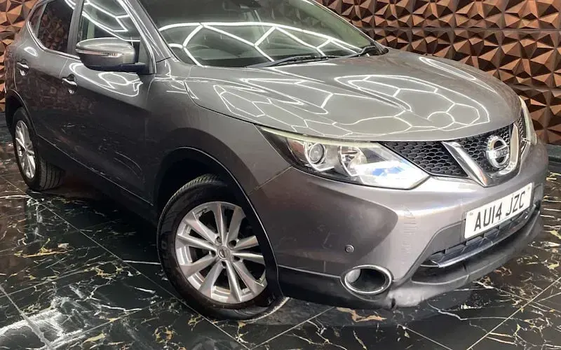 Used Nissan Qashqai Acenta Premium 110 HP (80 kW) 2015 SUV