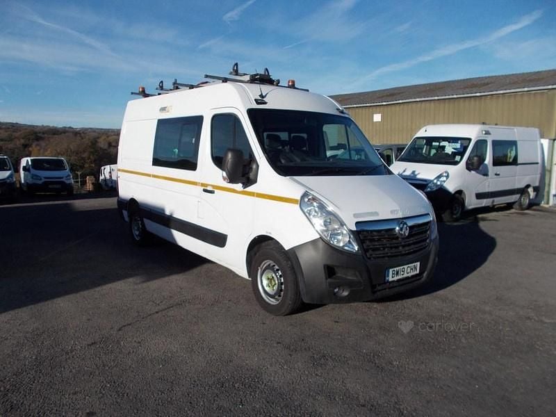 White Used 2019 Vauxhall Movano MPV | £8,000 (Super price) - Image 1/4