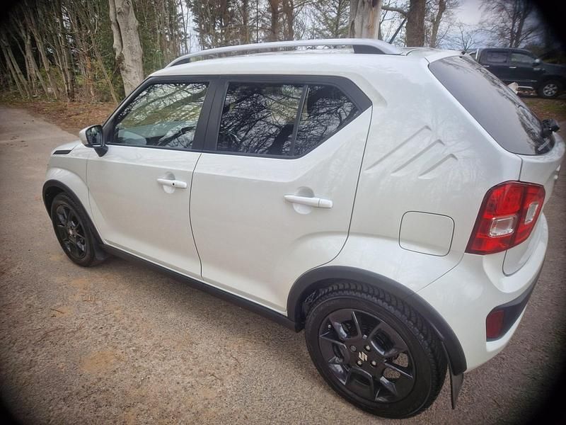 Usado Suzuki Ignis SZ5 90 HP (66 kW) 2017 Branco SUV
