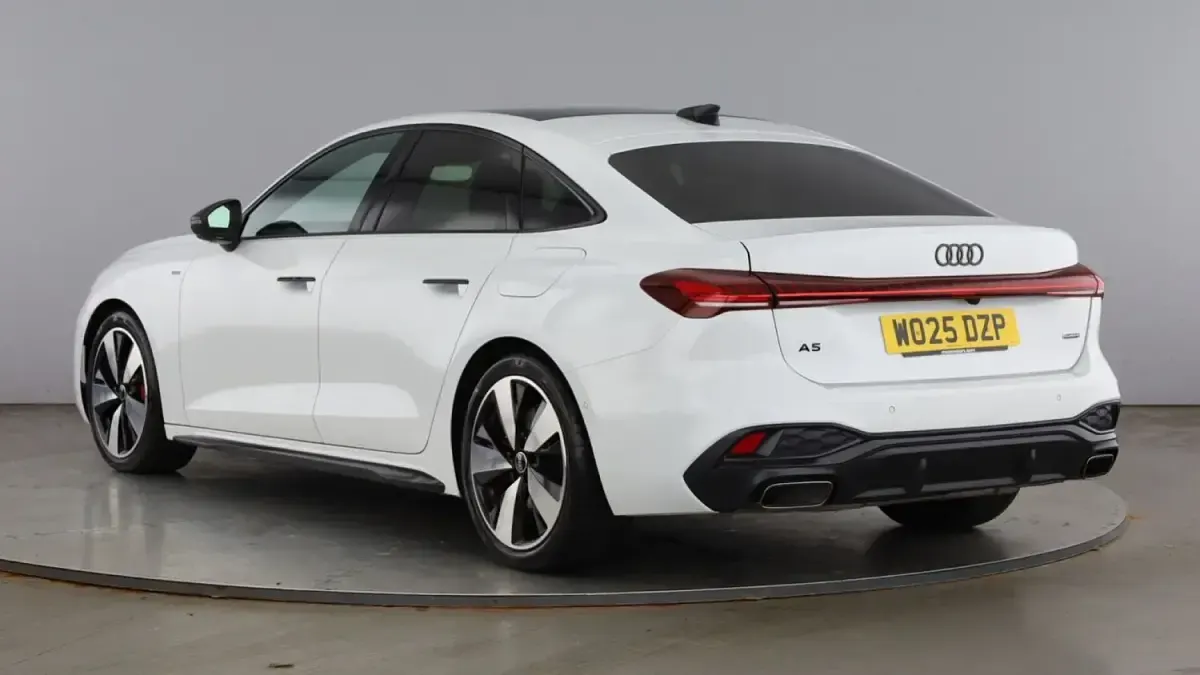 Used Audi A5 Advanced 295 HP (216 kW) 2025 White Sedan