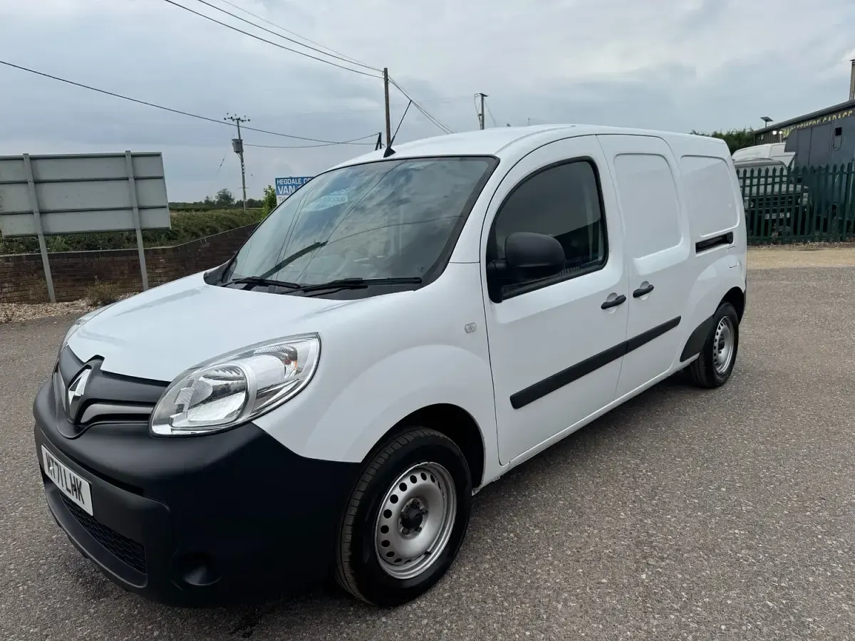 Used Renault Kangoo Business 2021 White MPV