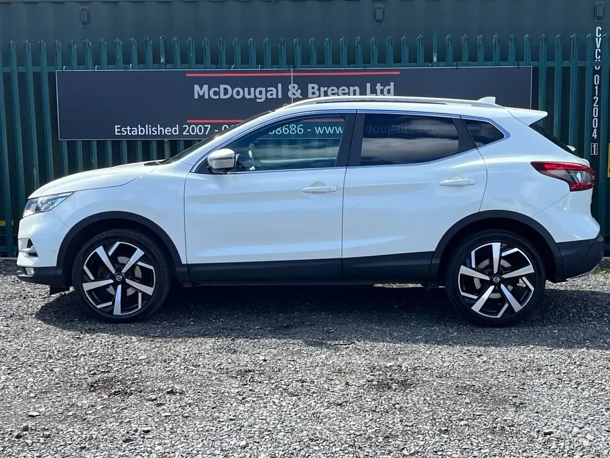 Used Nissan Qashqai Tekna+ 115 HP (84 kW) 2018 White SUV