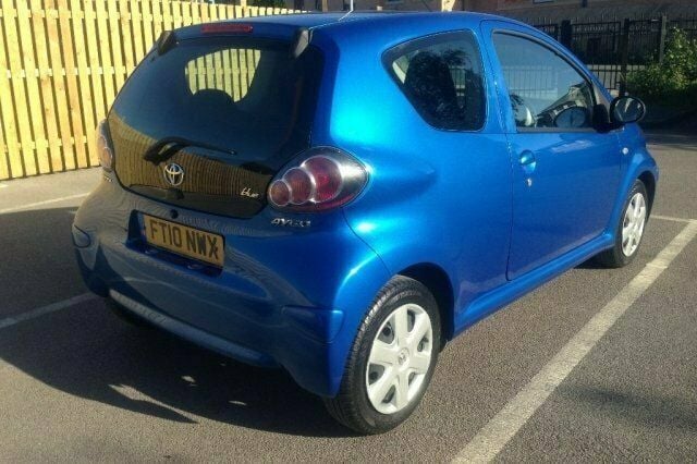 Used Toyota Aygo 67 HP (49 kW) 2010 Hatchback