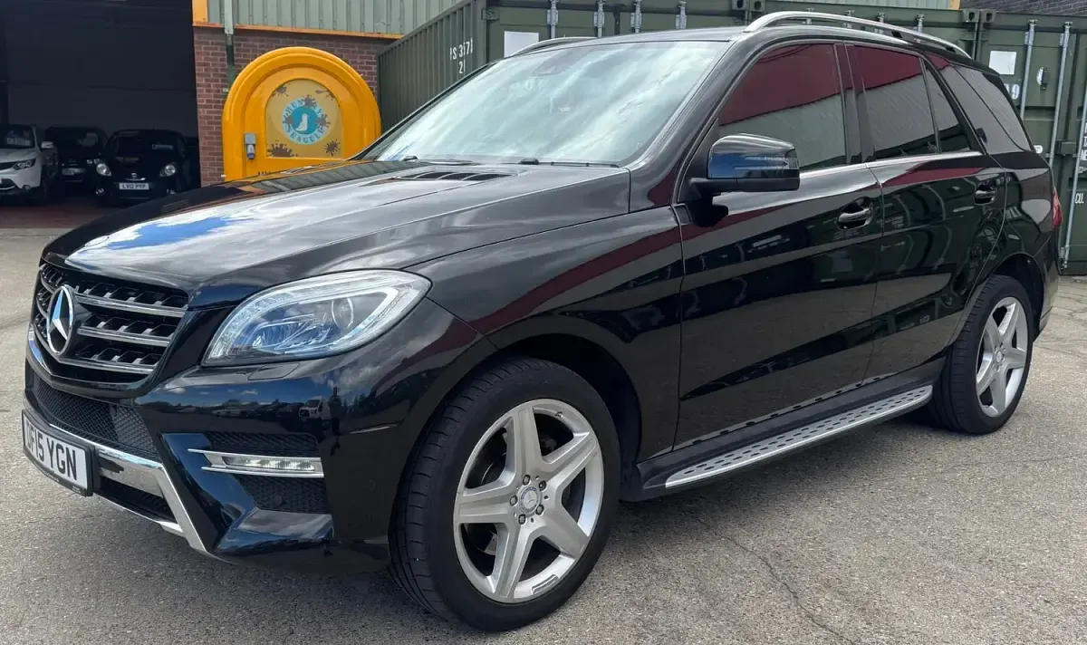 Used Mercedes ML250 AMG line 201 HP (147 kW) 2015 Black SUV
