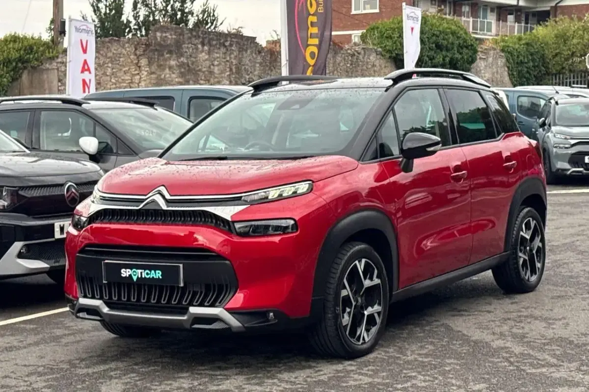 Used Citroën C3 Aircross PureTech 128 HP (94 kW) 2024 Red SUV