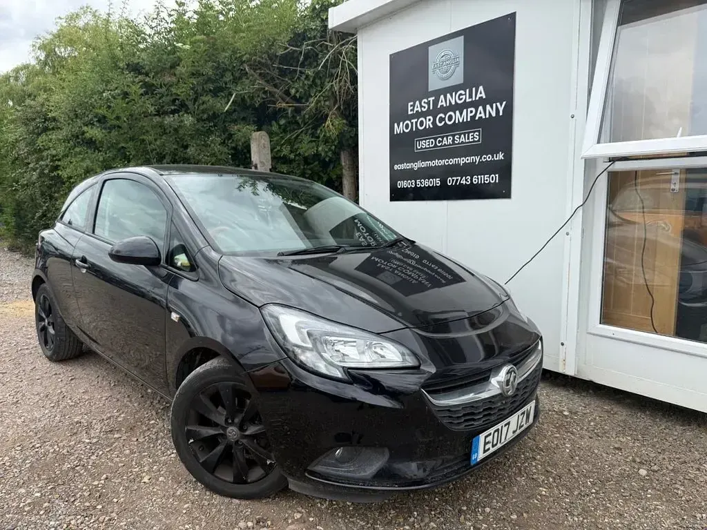 Used Vauxhall Corsa 75 HP (55 kW) 2017 Black Hatchback