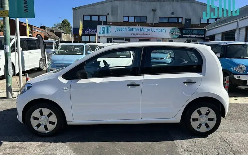 Used VW up! take up! 60 HP (44 kW) 2014 White Hatchback