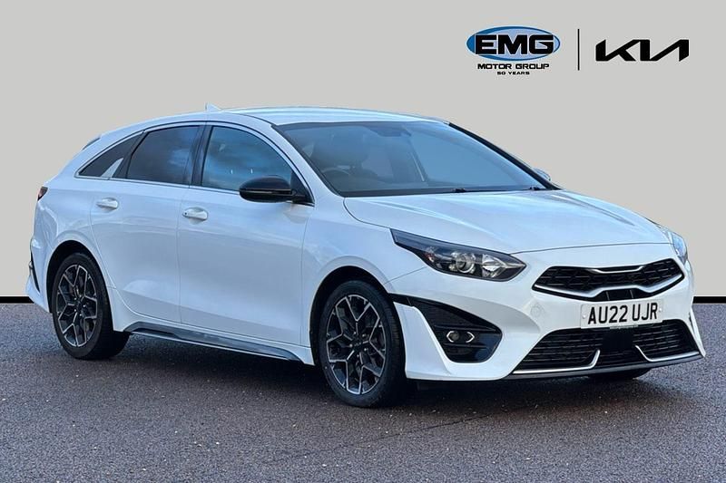 Used Kia ProCeed GT-Line 158 HP (116 kW) 2022 White Estate