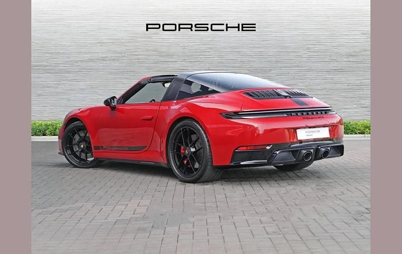 New Porsche 911 534 HP (392 kW) 2025 Red Cabriolet