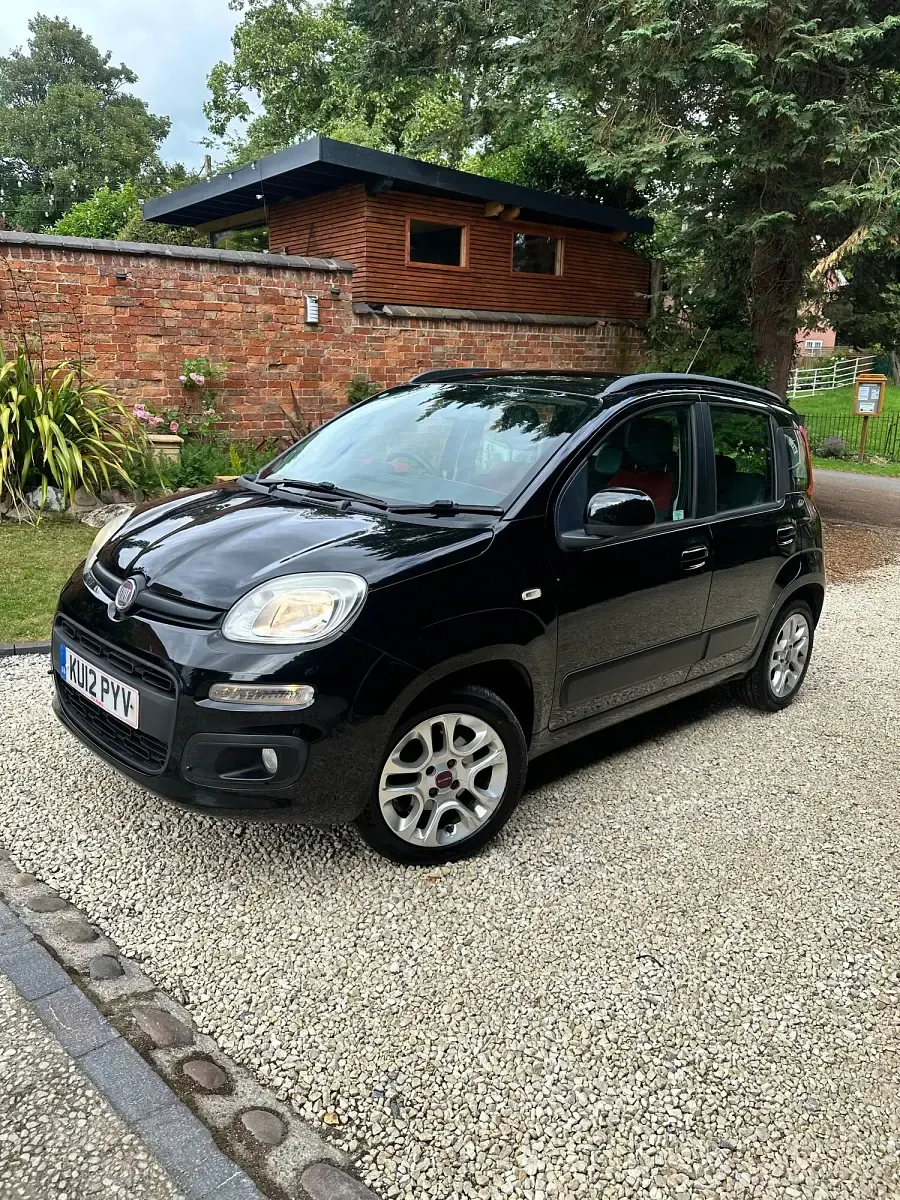 Used Fiat Panda Lounge 85 HP (62 kW) 2012 Black Hatchback
