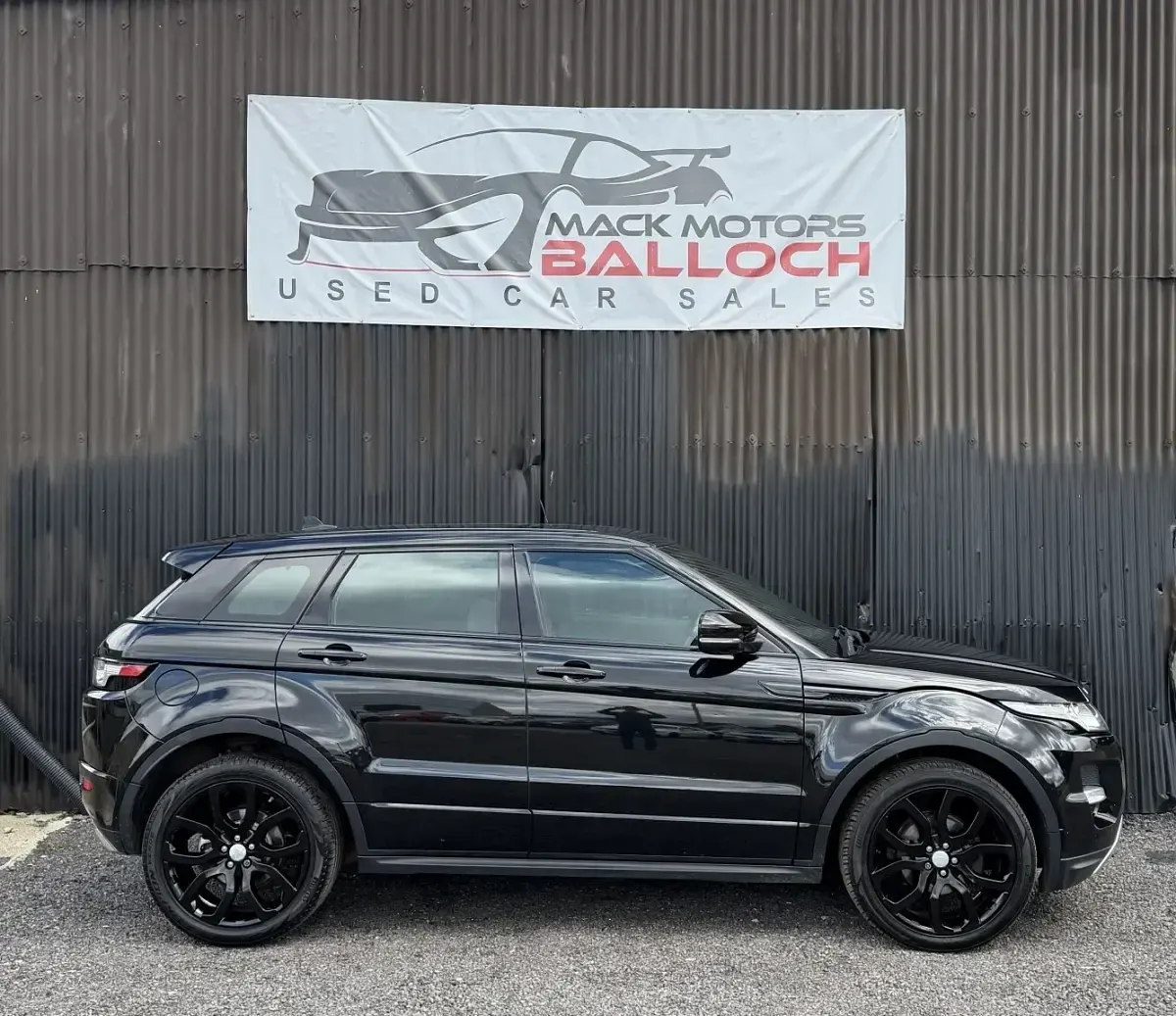 Used Land Rover Range Rover evoque Dynamic 2015 Black Estate