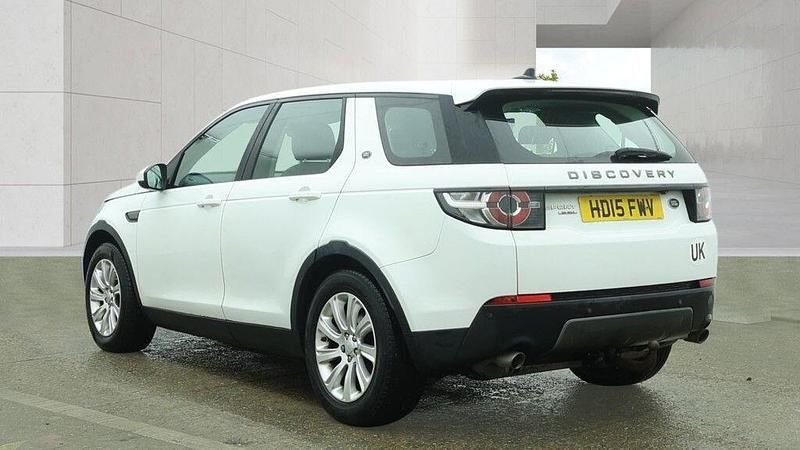 Used Land Rover Discovery Sport SE 2015 White SUV