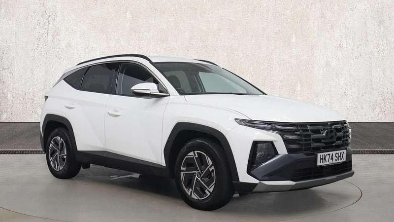 White Used 2024 Hyundai Tucson Advanced SUV | £22,665 (Good price) - Image 1/4