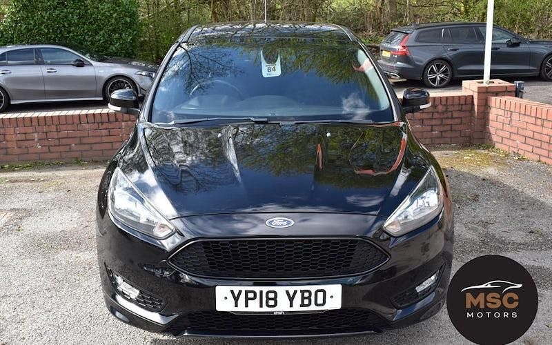 Used Ford Focus ST-Line X 140 HP (102 kW) 2017 Black Hatchback