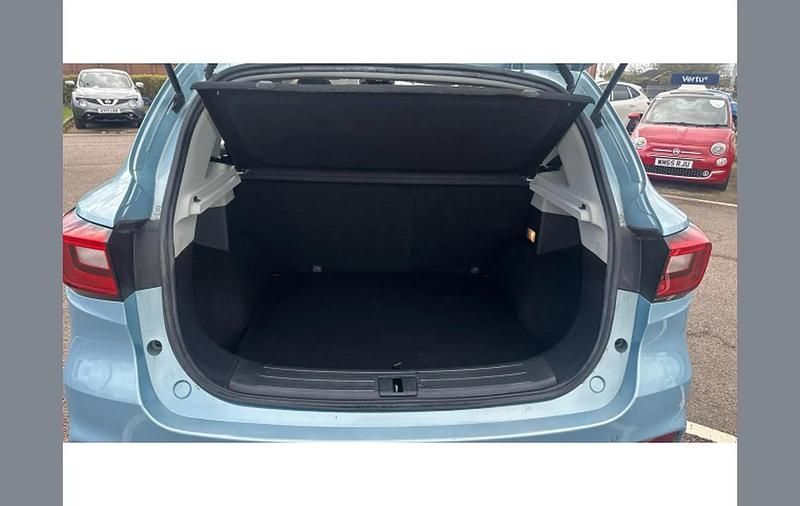 Used MG ZS Exclusive 102 kW (140 HP) 2021 Blue SUV