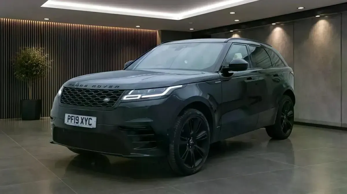 Used Land Rover Range Rover Velar SE Dynamic 2019 Black SUV