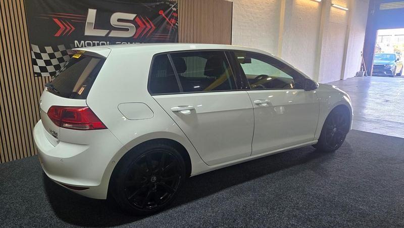 Used VW Golf VII GT 2014 White Hatchback