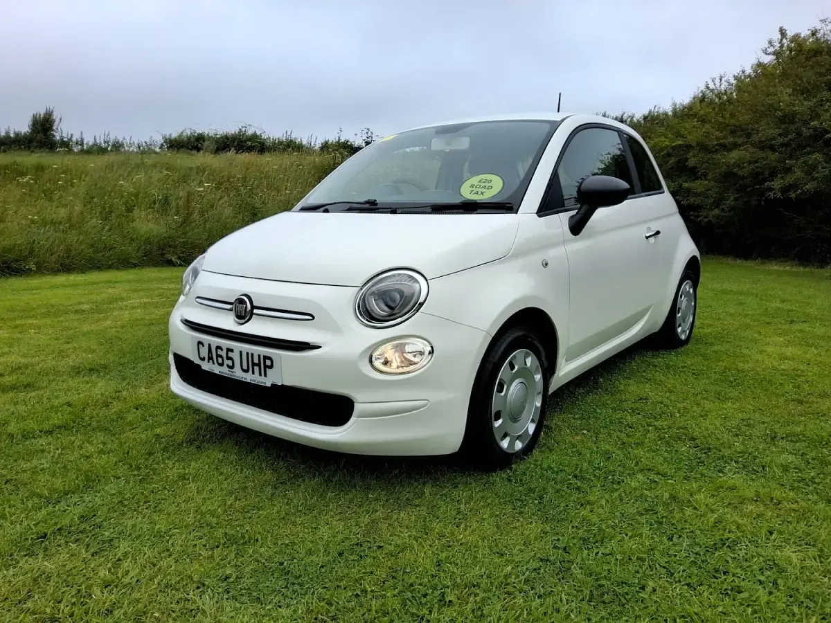Used Fiat 500 Pop 69 HP (50 kW) 2016 White Hatchback