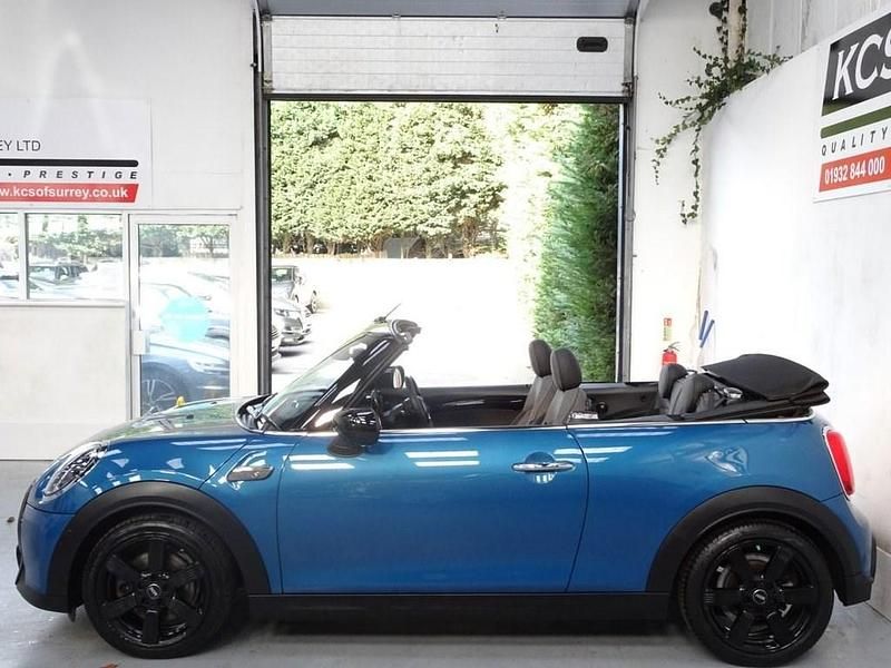 Used Mini Cooper S Cabriolet Classic 178 HP (130 kW) 2024 Blue Cabriolet
