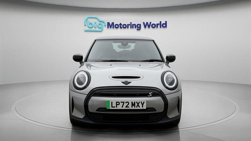 Used Mini Cooper SE Hatch 133 kW (181 HP) 2023 Hatchback